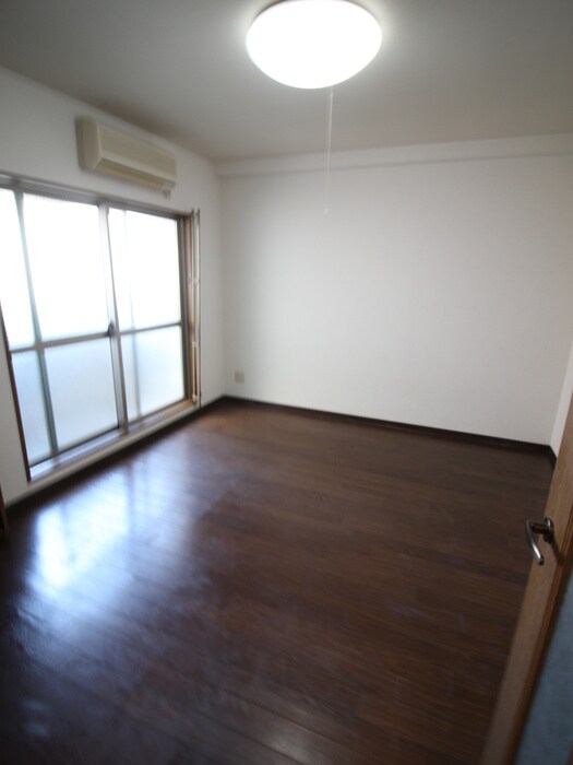 物件内観写真18　(居室)