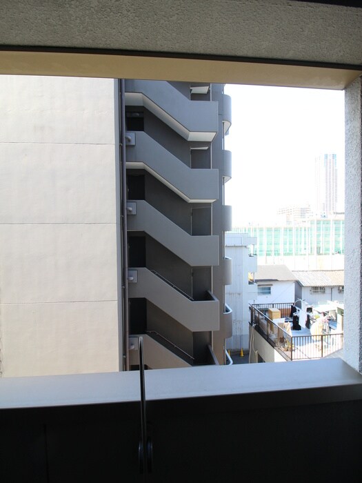 物件内観写真21　(室内からの展望)