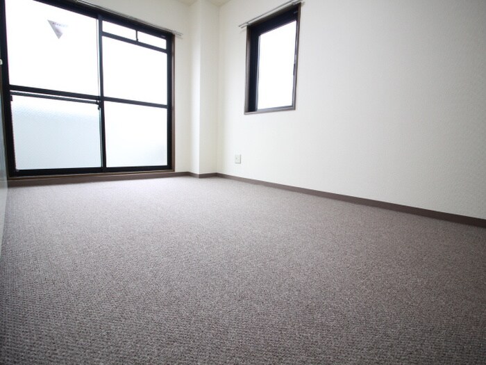 物件内観写真13　(居室)