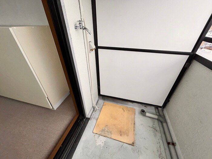 物件内観写真20　(洗濯機置場)