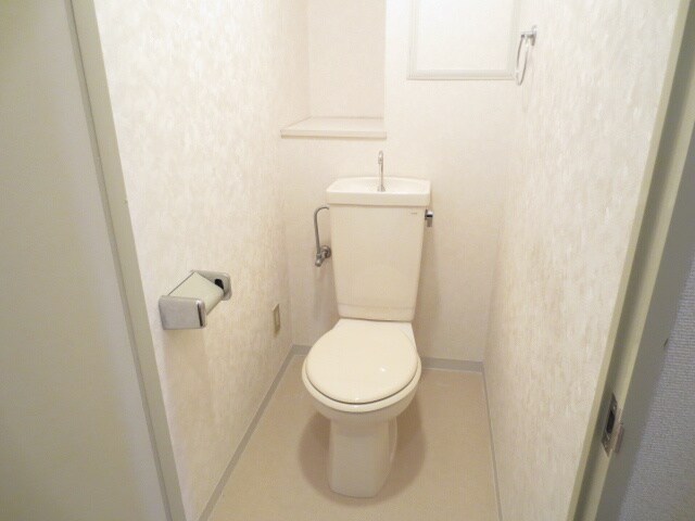 物件内観写真10　(トイレ)