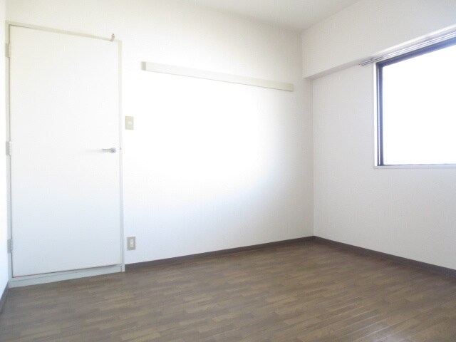 物件内観写真13　(居室)