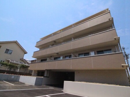 マルベリー御願塚外観写真
