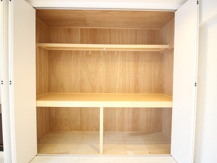 物件内観写真15　(収納)