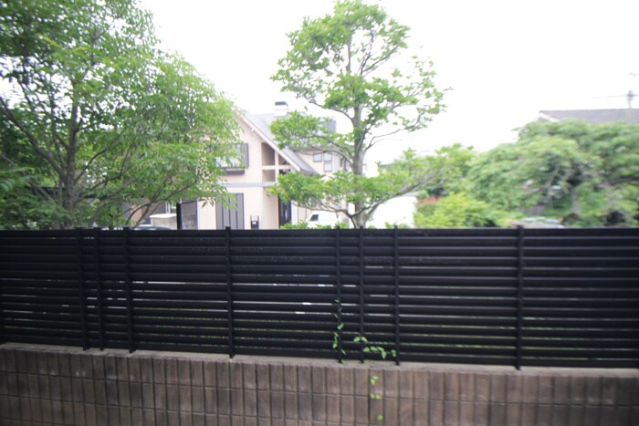 物件内観写真21　(室内からの展望)