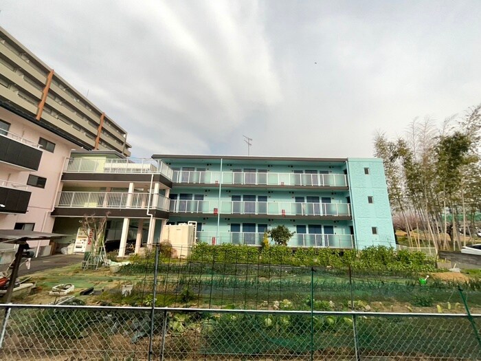 物件内観写真16　(室内からの展望)