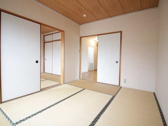 物件内観写真9　(居室)