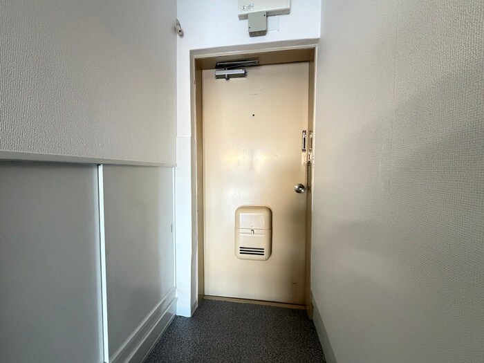物件内観写真20　(玄関)