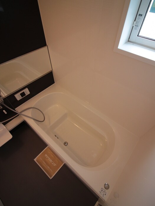 物件内観写真9　(バス／シャワールーム等)