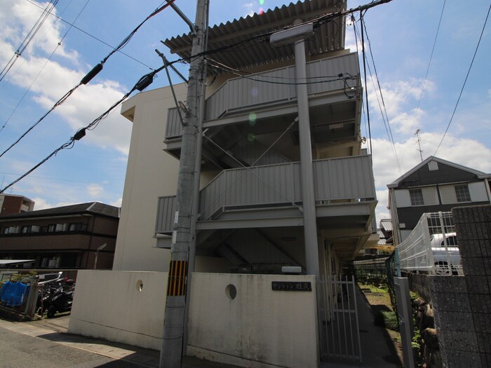 物件外観写真2　(外観写真)