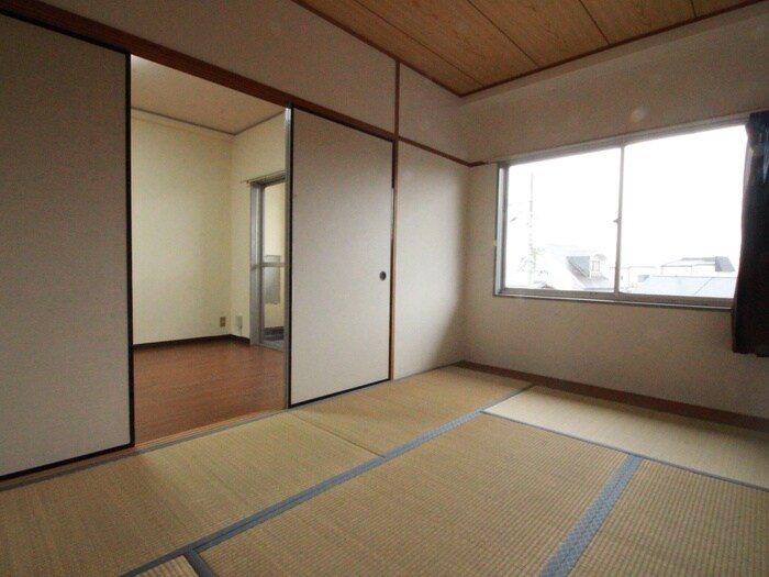 物件内観写真10　(居室)