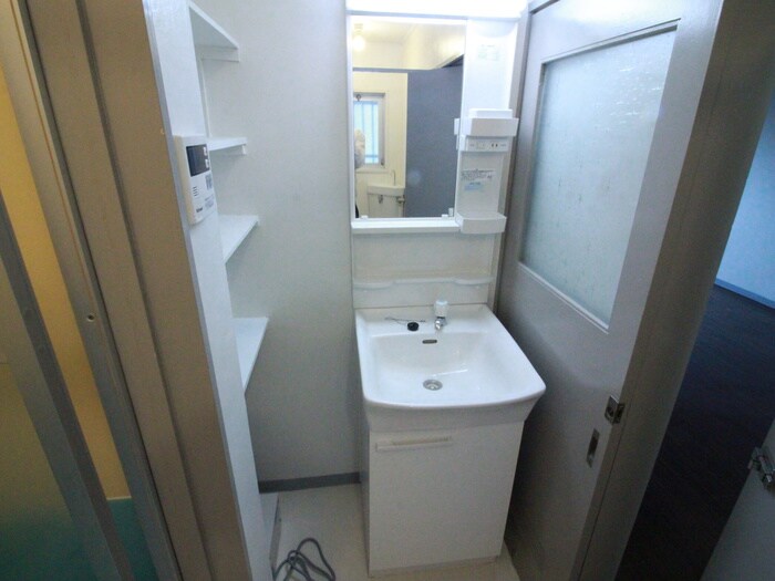 物件内観写真15　(洗面)