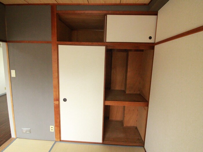 物件内観写真18　(収納)