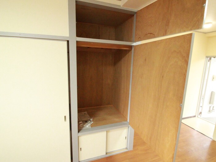 物件内観写真18　(収納)