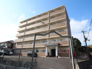 パレ岡本外観写真