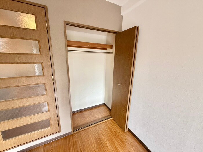 物件内観写真11　(収納)