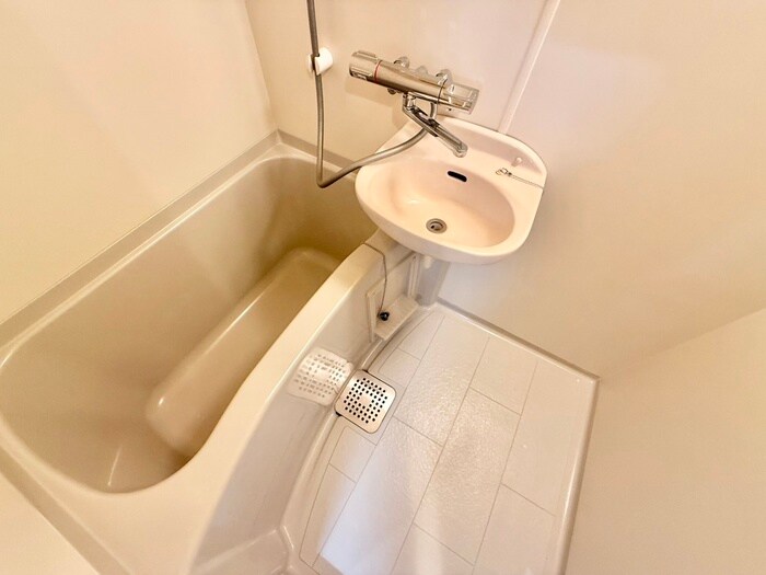 物件内観写真12　(バス／シャワールーム等)