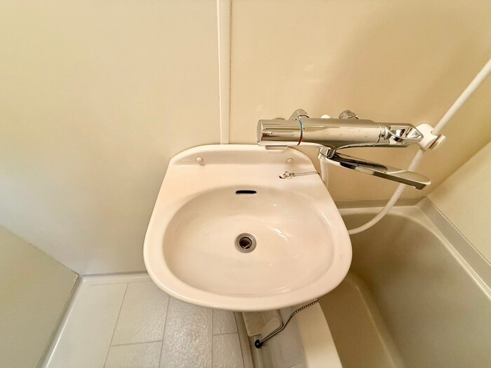 物件内観写真14　(洗面)