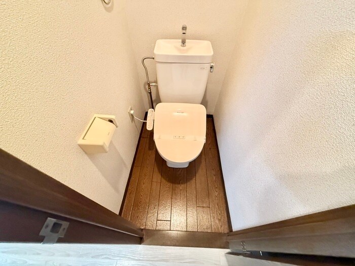 物件内観写真15　(トイレ)