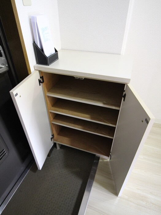 物件内観写真15　(靴箱)