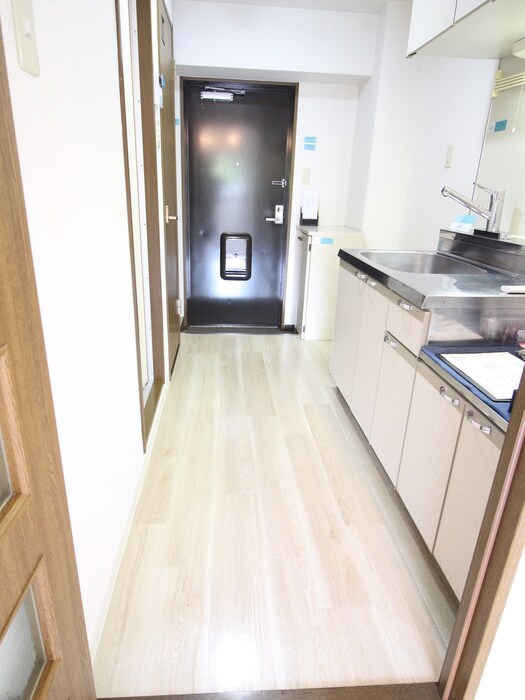 物件内観写真17　(廊下)