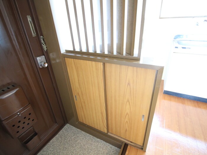 物件内観写真18　(靴箱)