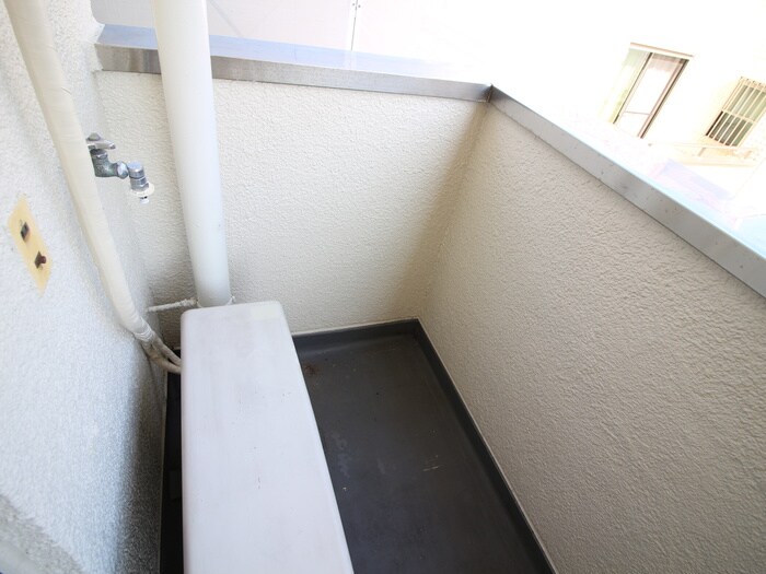 物件内観写真20　(洗濯機置場)