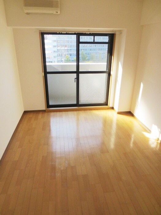 物件内観写真11　(居室)