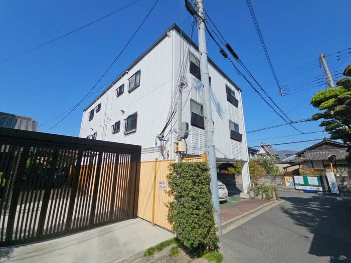 物件外観写真3　(外観写真)