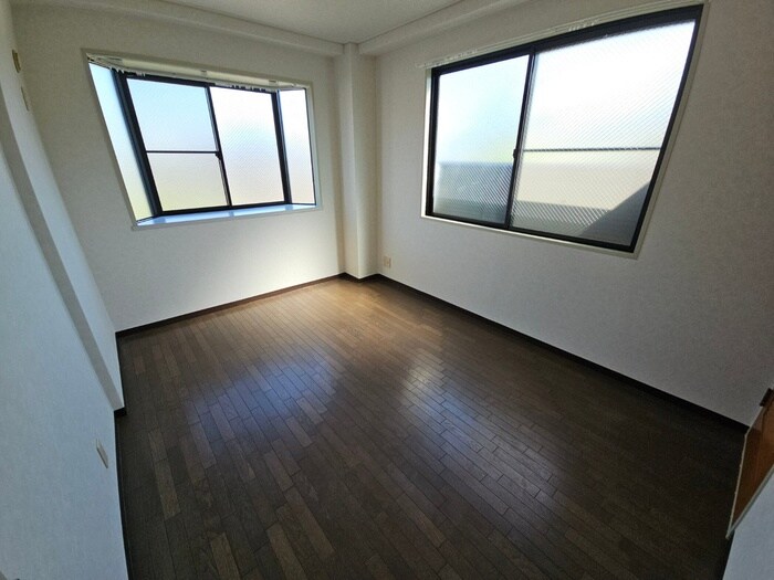 物件内観写真13　(居室)