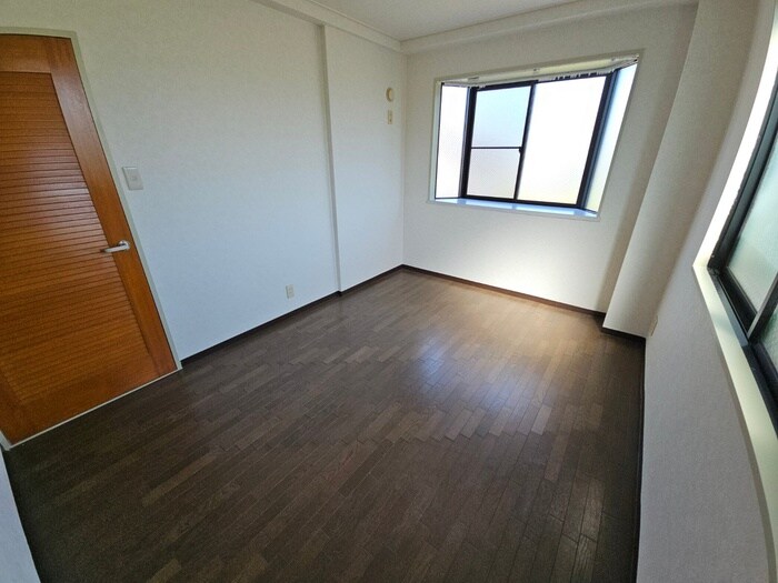 物件内観写真15　(居室)