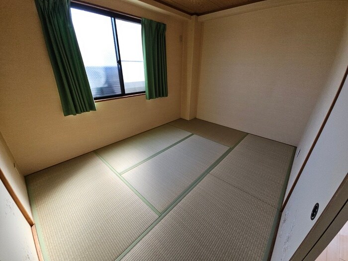 物件内観写真16　(居室)