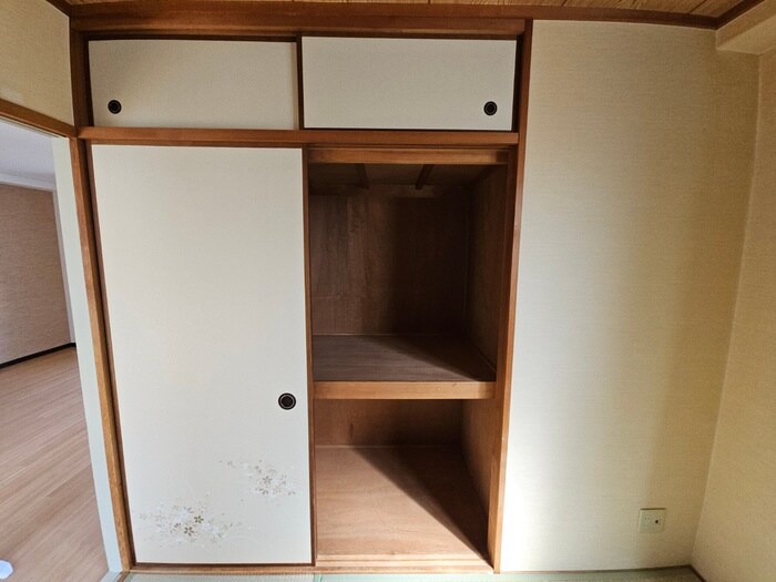 物件内観写真17　(収納)