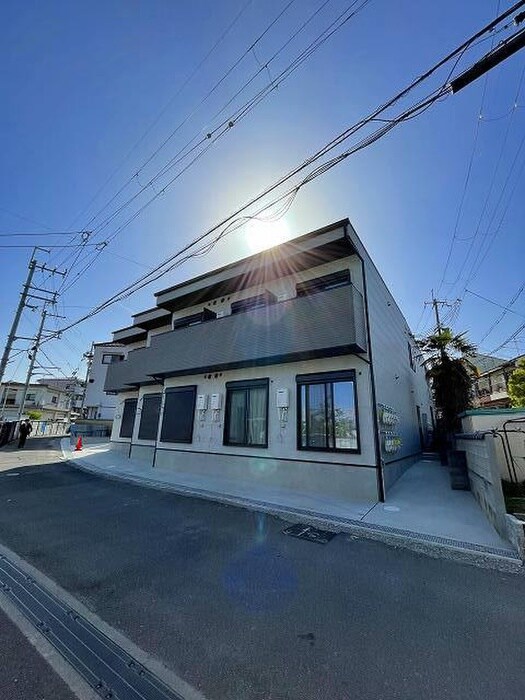 物件外観写真1　(外観写真)