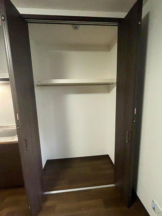 物件内観写真12　(収納)