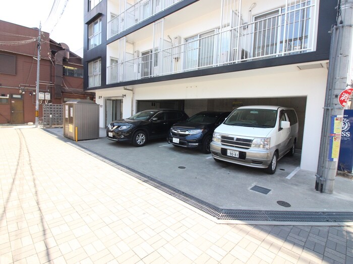 物件外観写真5　(駐輪場)