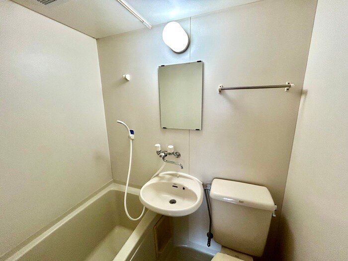 物件内観写真15　(洗面)