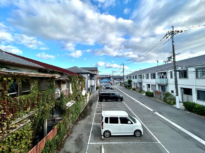 物件内観写真17　(室内からの展望)