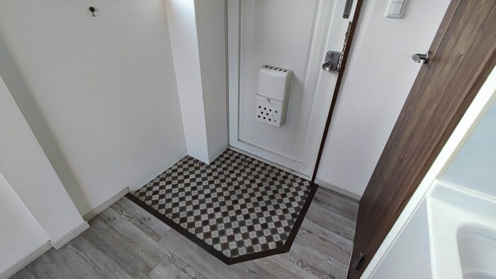 ソレイユ京都の玄関