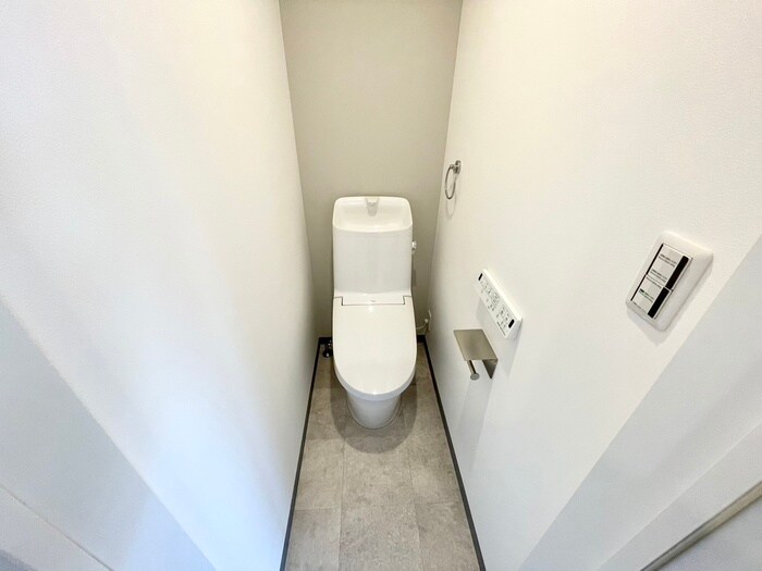 物件内観写真15　(トイレ)