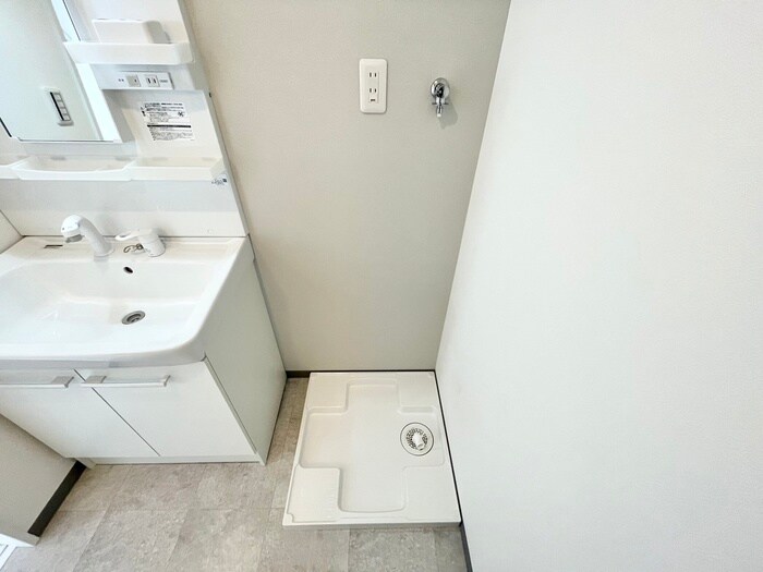 山科HATCH京都薬大前の洗濯機置場