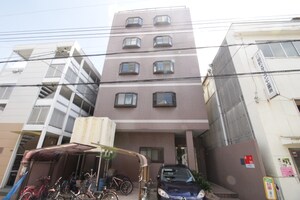 ドミール泉信外観写真