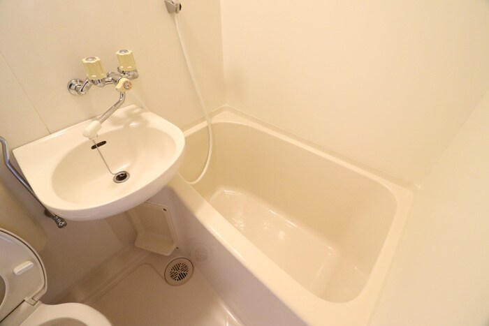 物件内観写真8　(バス／シャワールーム等)