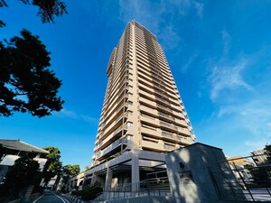 ｾﾝﾄﾗﾙｶﾞｰﾃﾞﾝﾀﾜｰ(2707)外観写真