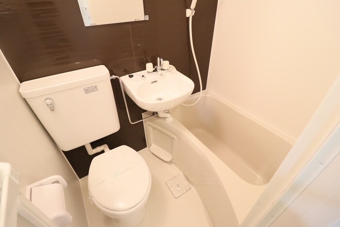 物件内観写真10　(バス／シャワールーム等)