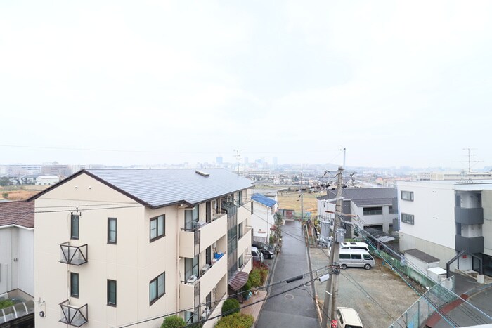 物件内観写真14　(室内からの展望)