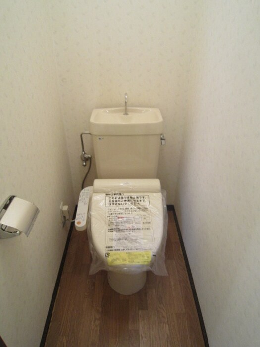 物件内観写真14　(トイレ)