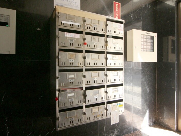 物件外観写真4　(駐車場)