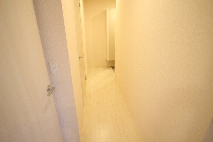 物件内観写真17　(廊下)