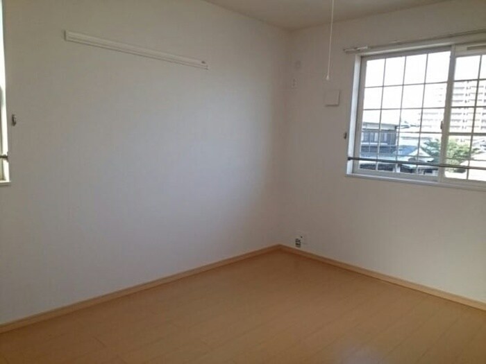 物件内観写真17　(室内からの展望)